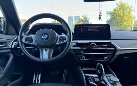BMW 5 серия, 2021 год, 5 490 000 рублей, 13 фотография