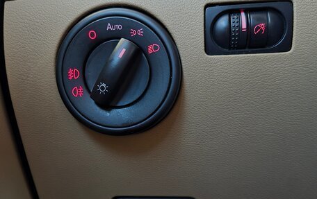 Volkswagen Touareg III, 2008 год, 1 090 000 рублей, 14 фотография