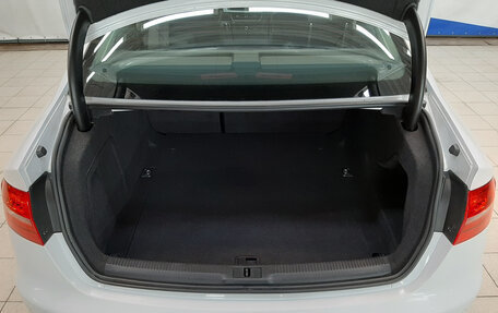 Audi A4, 2013 год, 1 390 000 рублей, 5 фотография