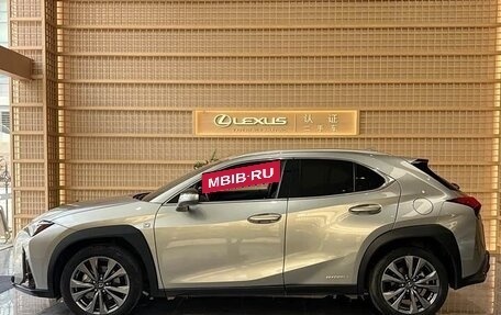 Lexus UX I, 2020 год, 2 800 000 рублей, 9 фотография