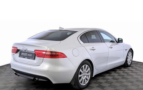 Jaguar XE I рестайлинг, 2015 год, 1 695 000 рублей, 5 фотография
