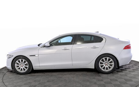 Jaguar XE I рестайлинг, 2015 год, 1 695 000 рублей, 8 фотография