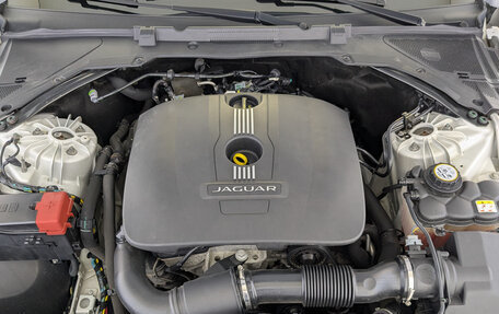 Jaguar XE I рестайлинг, 2015 год, 1 695 000 рублей, 9 фотография