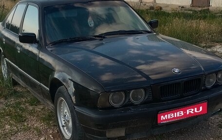 BMW 5 серия, 1988 год, 270 000 рублей, 3 фотография