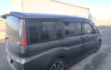 Honda Stepwgn IV, 2020 год, 2 800 000 рублей, 2 фотография