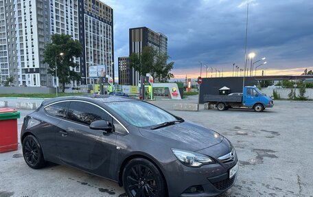 Opel Astra J, 2013 год, 990 000 рублей, 2 фотография