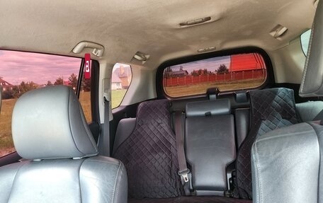 Toyota Land Cruiser Prado 150 рестайлинг 2, 2017 год, 3 700 000 рублей, 6 фотография