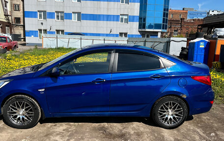 Hyundai Solaris II рестайлинг, 2013 год, 601 390 рублей, 2 фотография