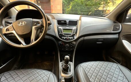 Hyundai Solaris II рестайлинг, 2013 год, 601 390 рублей, 5 фотография