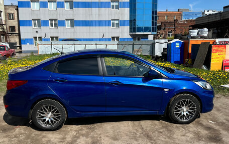 Hyundai Solaris II рестайлинг, 2013 год, 601 390 рублей, 4 фотография