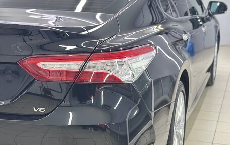 Toyota Camry, 2019 год, 3 580 000 рублей, 6 фотография