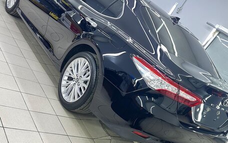 Toyota Camry, 2019 год, 3 580 000 рублей, 5 фотография