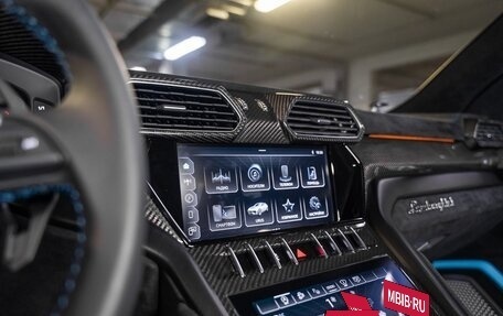 Lamborghini Urus I, 2023 год, 35 500 000 рублей, 9 фотография