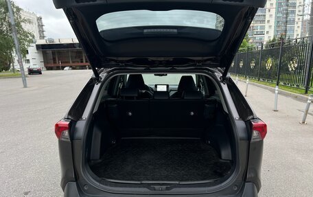 Toyota RAV4, 2020 год, 3 800 000 рублей, 11 фотография