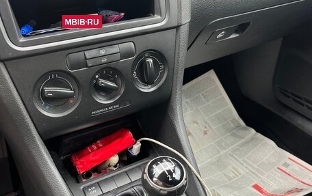 Volkswagen Golf VI, 2011 год, 690 000 рублей, 3 фотография
