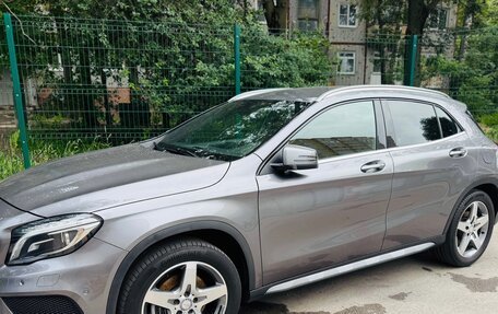 Mercedes-Benz GLA, 2015 год, 1 950 000 рублей, 2 фотография