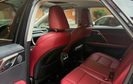 Lexus RX IV рестайлинг, 2020 год, 4 700 000 рублей, 8 фотография