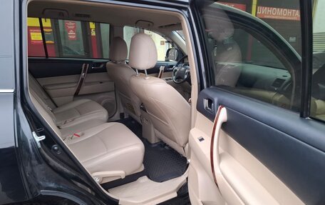 Toyota Highlander III, 2012 год, 1 750 000 рублей, 11 фотография