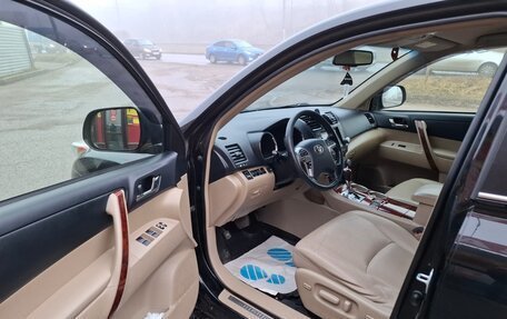 Toyota Highlander III, 2012 год, 1 750 000 рублей, 7 фотография
