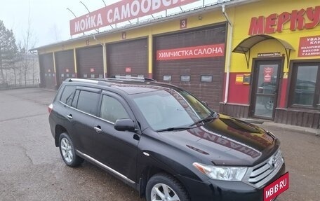 Toyota Highlander III, 2012 год, 1 750 000 рублей, 3 фотография