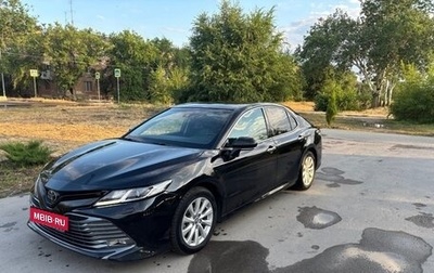 Toyota Camry, 2019 год, 2 220 000 рублей, 1 фотография