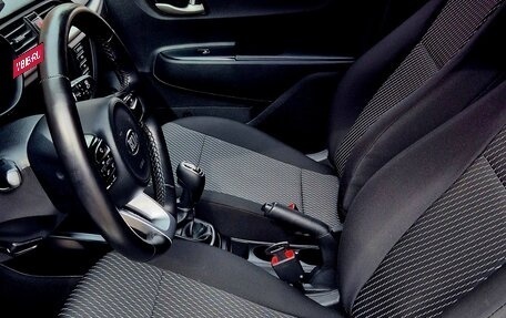KIA Rio IV, 2018 год, 1 320 000 рублей, 9 фотография