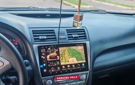 Toyota Camry, 2010 год, 1 700 000 рублей, 2 фотография