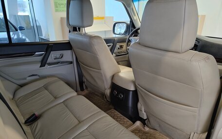 Mitsubishi Pajero IV, 2014 год, 1 949 000 рублей, 6 фотография