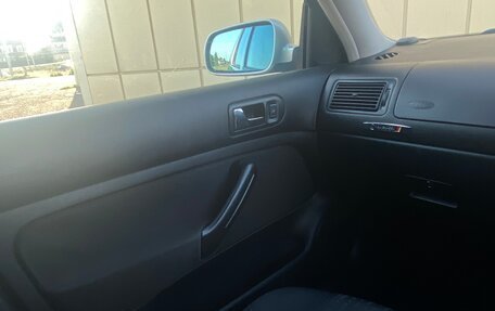 Volkswagen Golf IV, 2001 год, 550 000 рублей, 9 фотография