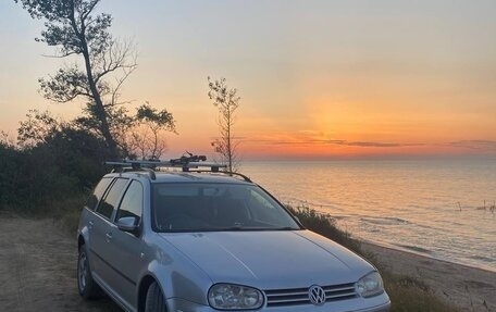 Volkswagen Golf IV, 2001 год, 550 000 рублей, 38 фотография