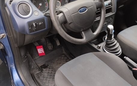 Ford Fiesta, 2007 год, 370 000 рублей, 14 фотография