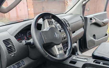Nissan Navara (Frontier), 2008 год, 8 111 000 рублей, 18 фотография