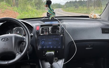 Hyundai Tucson III, 2005 год, 650 000 рублей, 6 фотография