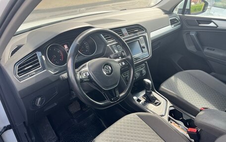 Volkswagen Tiguan II, 2018 год, 1 590 000 рублей, 3 фотография