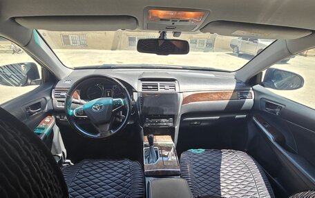 Toyota Camry, 2017 год, 2 200 000 рублей, 6 фотография