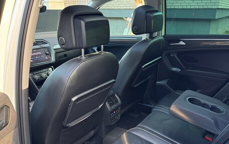 Volkswagen Tiguan II, 2020 год, 3 190 000 рублей, 11 фотография