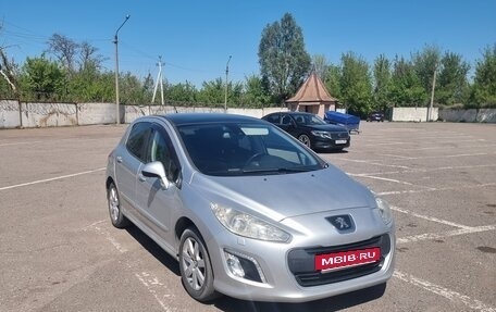 Peugeot 308 II, 2012 год, 700 000 рублей, 2 фотография