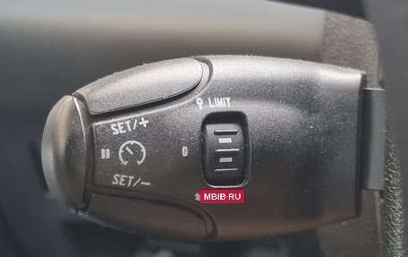 Peugeot 308 II, 2012 год, 700 000 рублей, 13 фотография