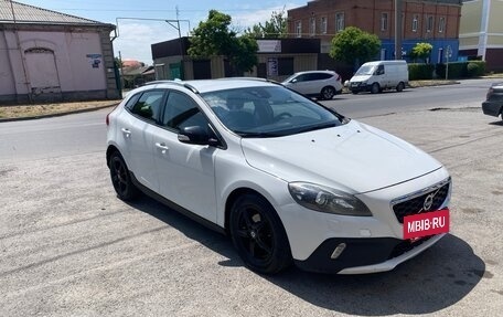 Volvo V40 Cross Country I, 2013 год, 870 000 рублей, 3 фотография
