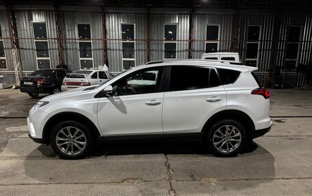 Toyota RAV4, 2018 год, 2 549 999 рублей, 2 фотография