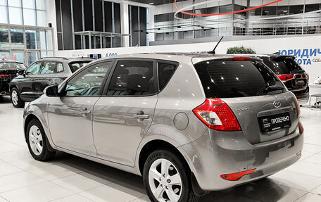 KIA cee'd I рестайлинг, 2011 год, 770 000 рублей, 11 фотография