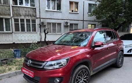 Volkswagen Tiguan I, 2011 год, 1 300 000 рублей, 2 фотография