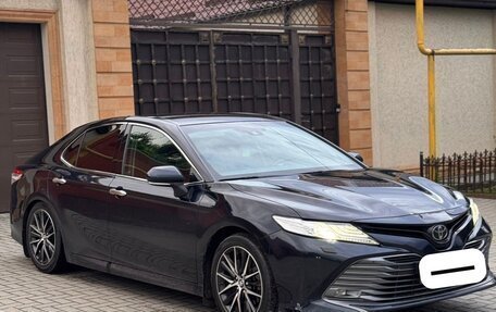Toyota Camry, 2019 год, 1 700 000 рублей, 2 фотография