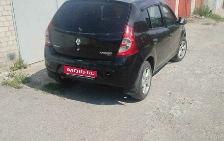 Renault Sandero I, 2011 год, 550 000 рублей, 2 фотография