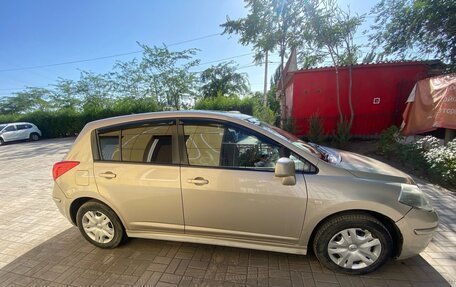 Nissan Tiida, 2011 год, 800 000 рублей, 3 фотография