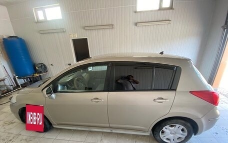Nissan Tiida, 2011 год, 800 000 рублей, 4 фотография