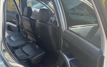 Mitsubishi Outlander III рестайлинг 3, 2010 год, 1 100 000 рублей, 12 фотография
