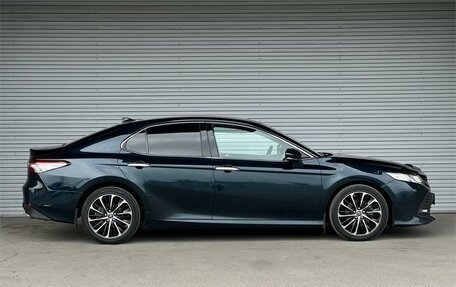 Toyota Camry, 2018 год, 2 795 000 рублей, 4 фотография