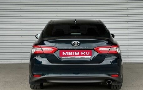 Toyota Camry, 2018 год, 2 795 000 рублей, 6 фотография