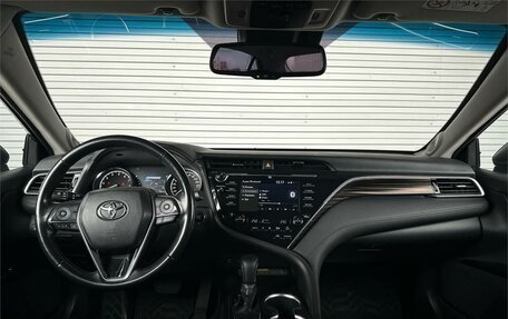 Toyota Camry, 2018 год, 2 795 000 рублей, 16 фотография
